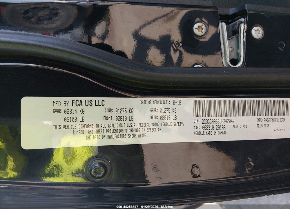 2018 CHRYSLER 300 TOURING L VIN: 2C3CCAAG3JH342047