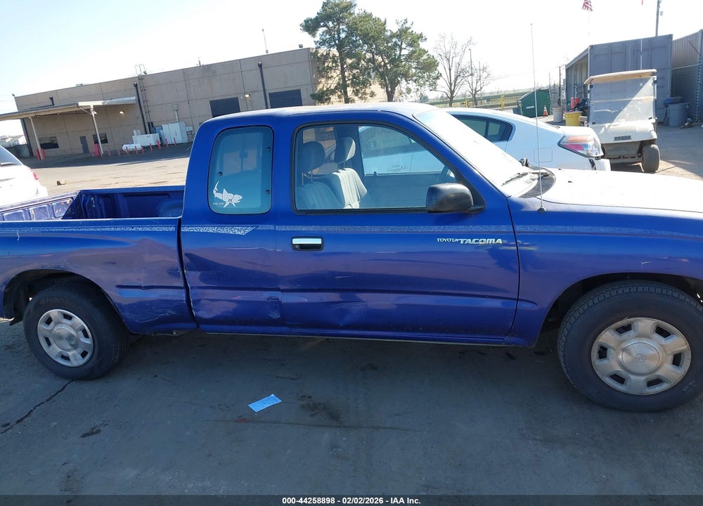 1996 TOYOTA TACOMA XTRACAB VIN: 4TAVL52N1TZ196206
