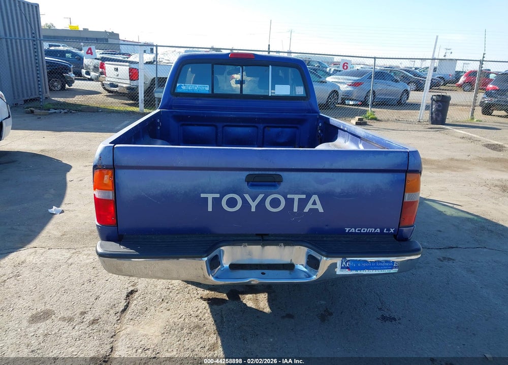 1996 TOYOTA TACOMA XTRACAB VIN: 4TAVL52N1TZ196206