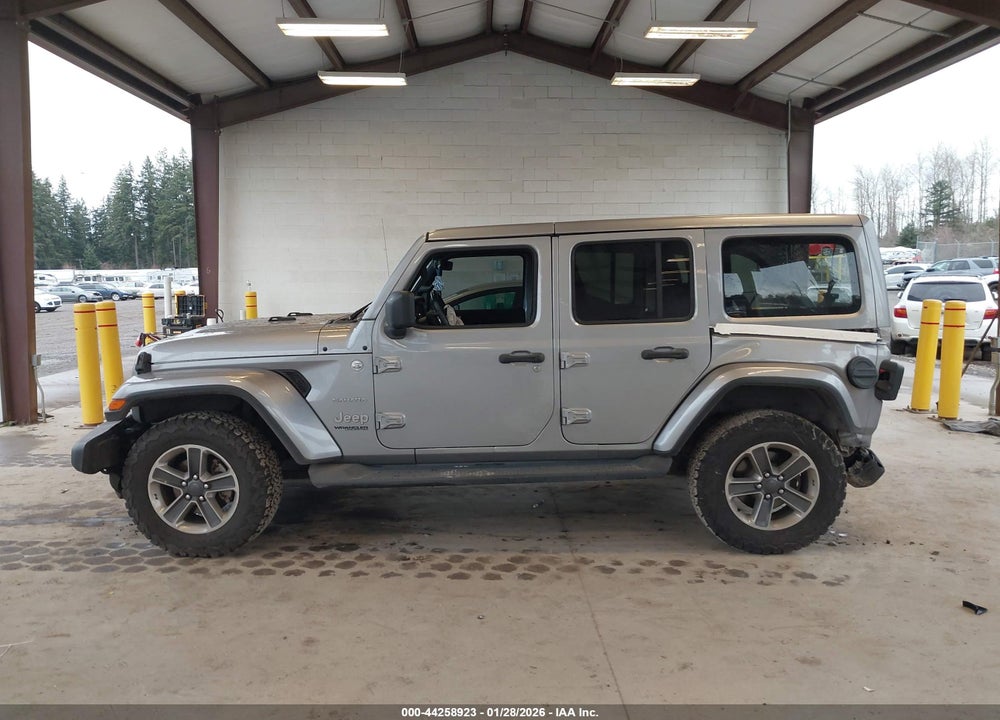 2019 JEEP WRANGLER UNLIMITED SAHARA VIN: 1C4HJXEG3KW596767