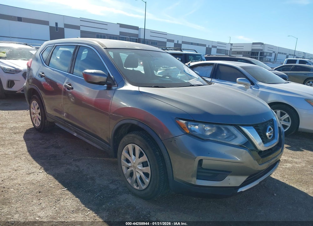 2017 NISSAN ROGUE S VIN: KNMAT2MV8HP506241