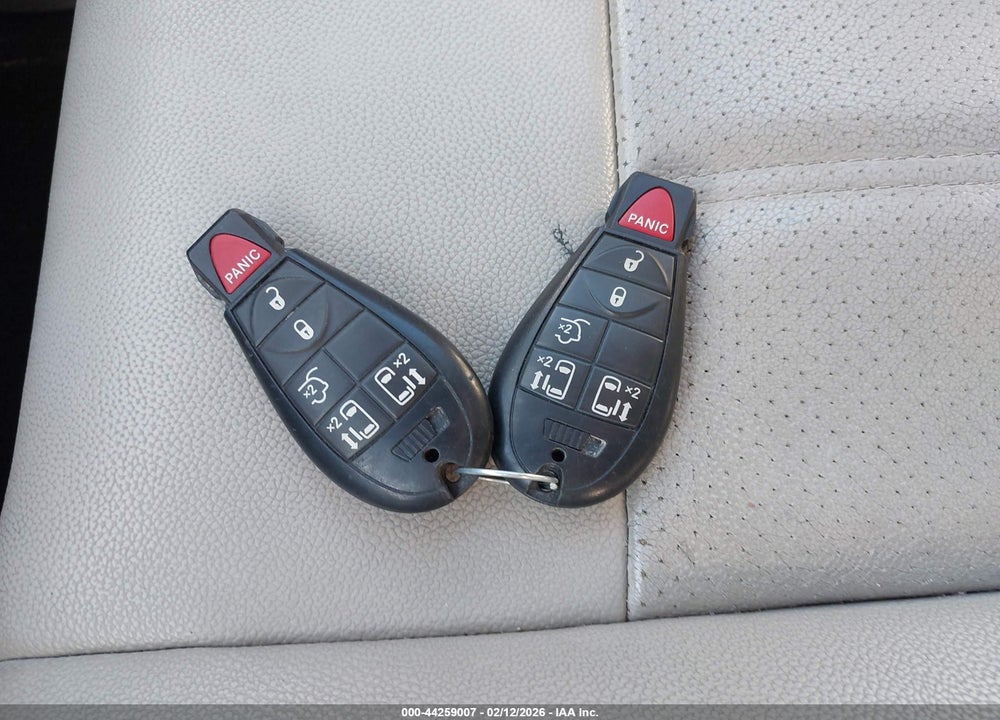 2012 CHRYSLER TOWN & COUNTRY TOURING VIN: 2C4RC1BG5CR227516