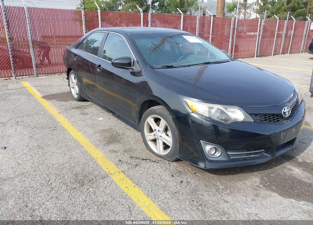 2014 TOYOTA CAMRY SE VIN: 4T1BF1FK6EU393455