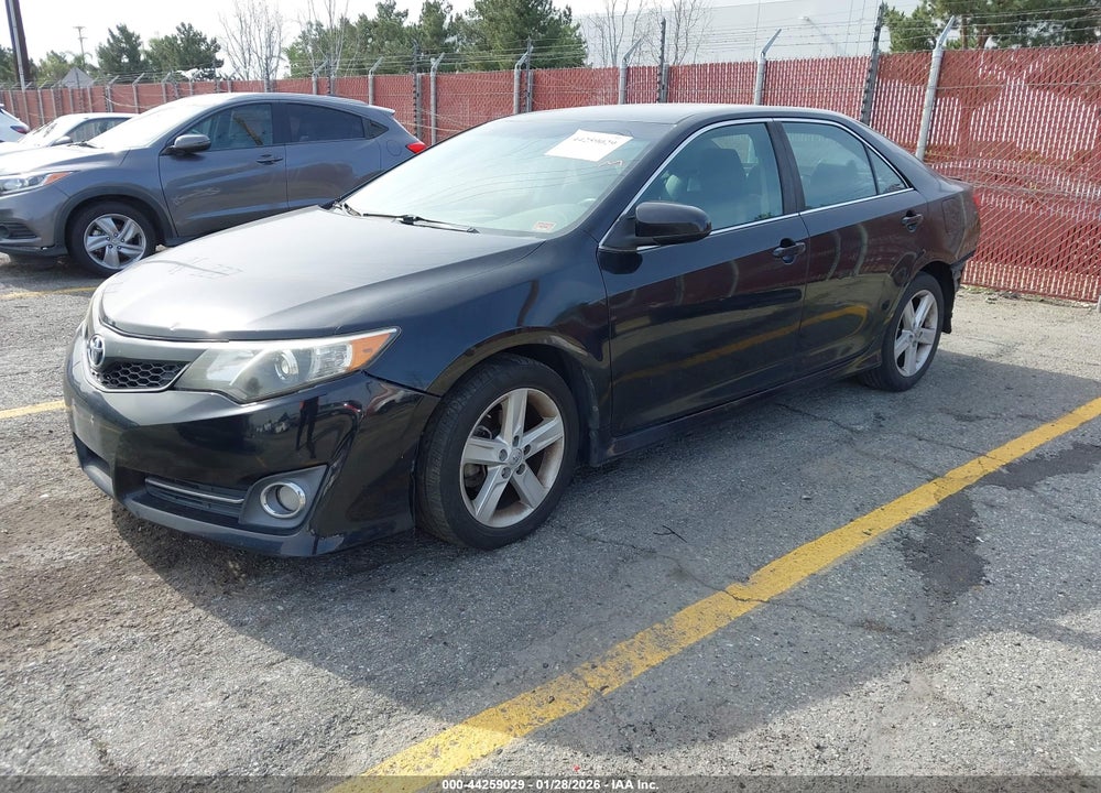 2014 TOYOTA CAMRY SE VIN: 4T1BF1FK6EU393455