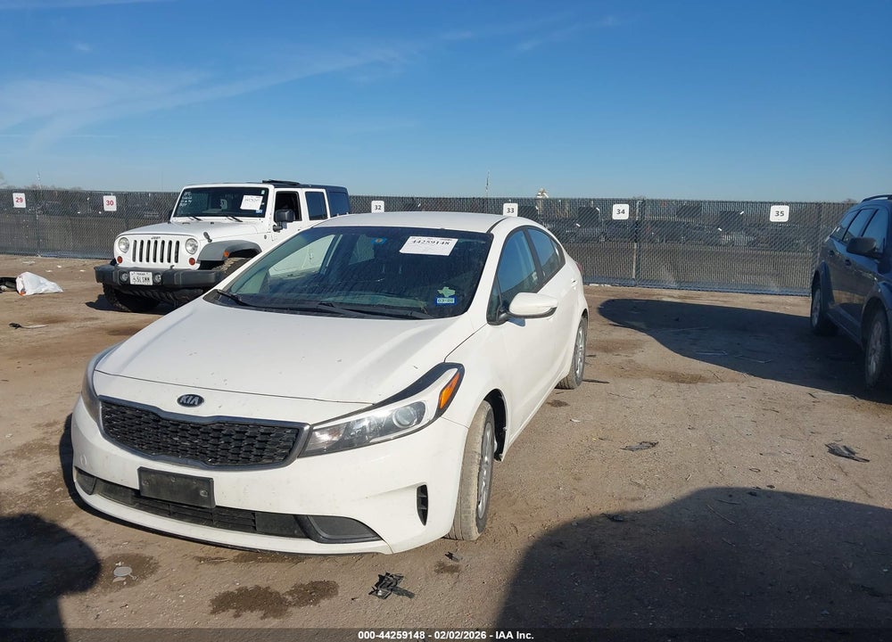 2017 KIA FORTE LX VIN: 3KPFK4A70HE037382