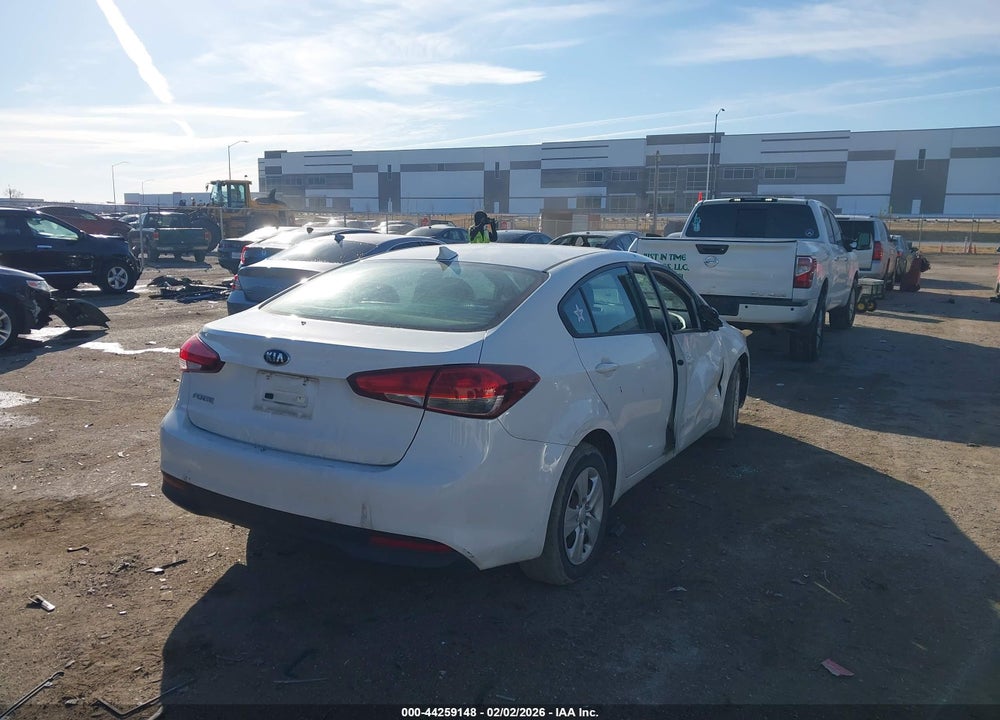 2017 KIA FORTE LX VIN: 3KPFK4A70HE037382