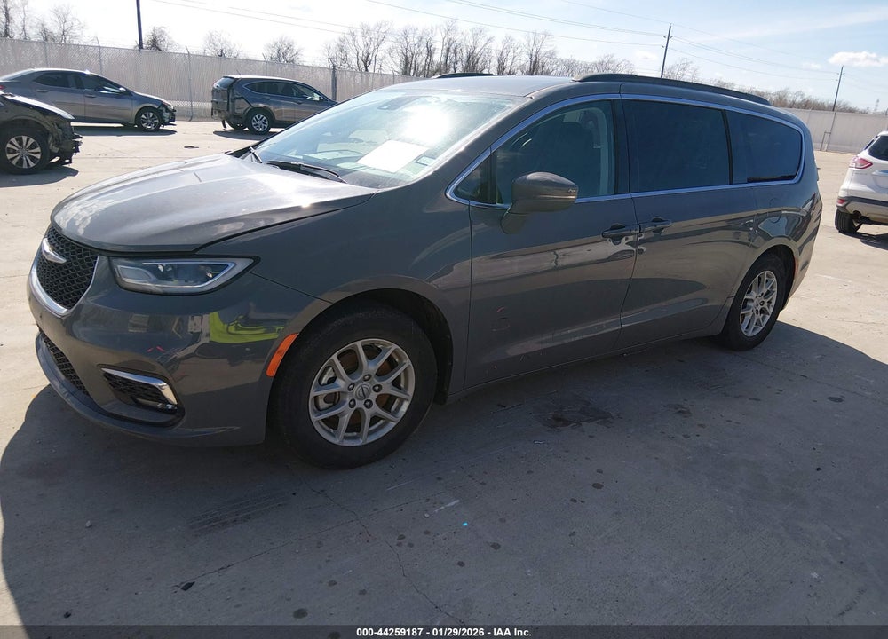 2022 CHRYSLER PACIFICA TOURING L VIN: 2C4RC1BG2NR148985