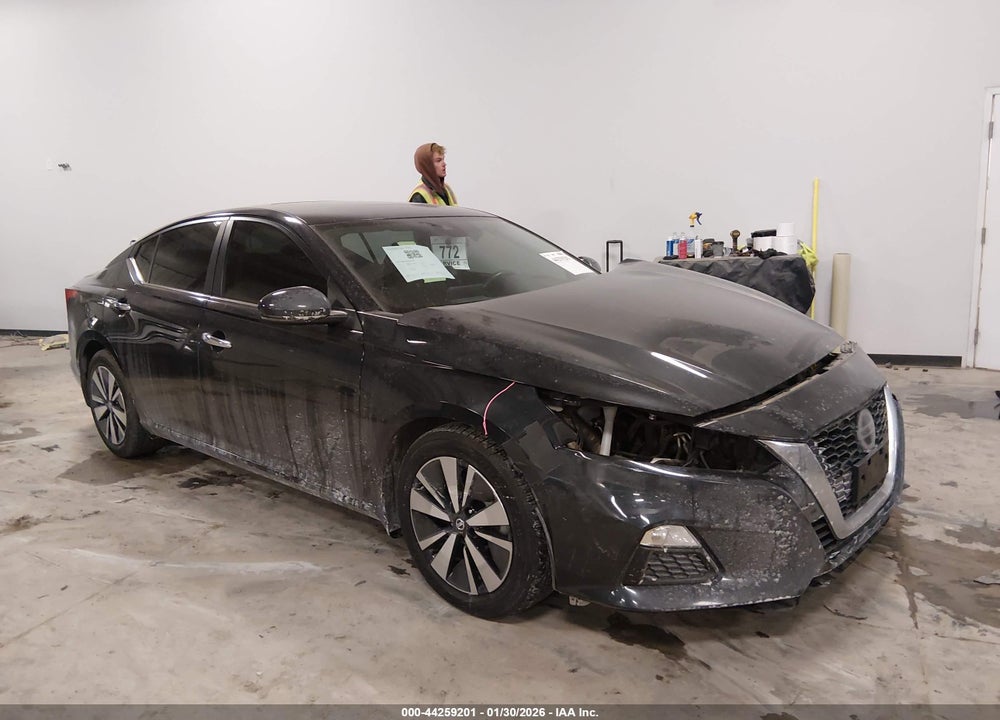 2021 NISSAN ALTIMA SV FWD VIN: 1N4BL4DV5MN378679