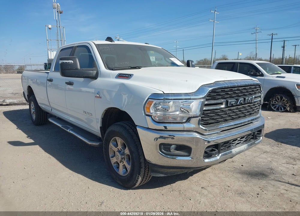 2024 RAM 2500 BIG HORN  4X4 8' BOX VIN: 3C6UR5JL4RG340104