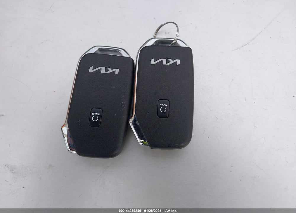 2024 KIA SPORTAGE PLUG-IN HYBRID X-LINE VIN: KNDPYDDH8R7150246