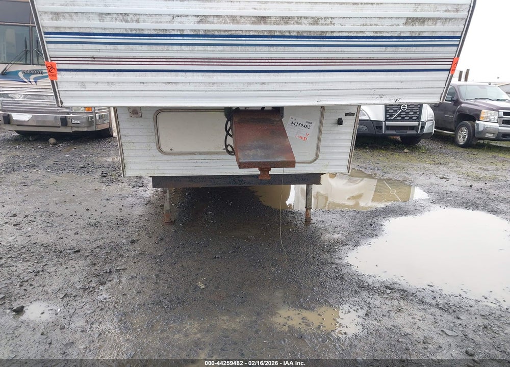 1997 THOR IND TAHOE 26 BH VIN: 4XTFS2621VC100217