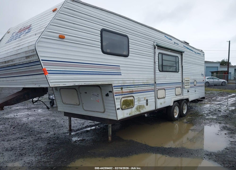 1997 THOR IND TAHOE 26 BH VIN: 4XTFS2621VC100217