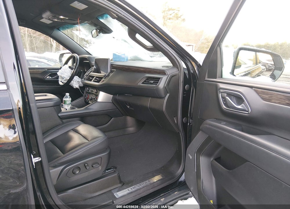 2022 CHEVROLET SUBURBAN 4WD LT VIN: 1GNSKCKD3NR246300