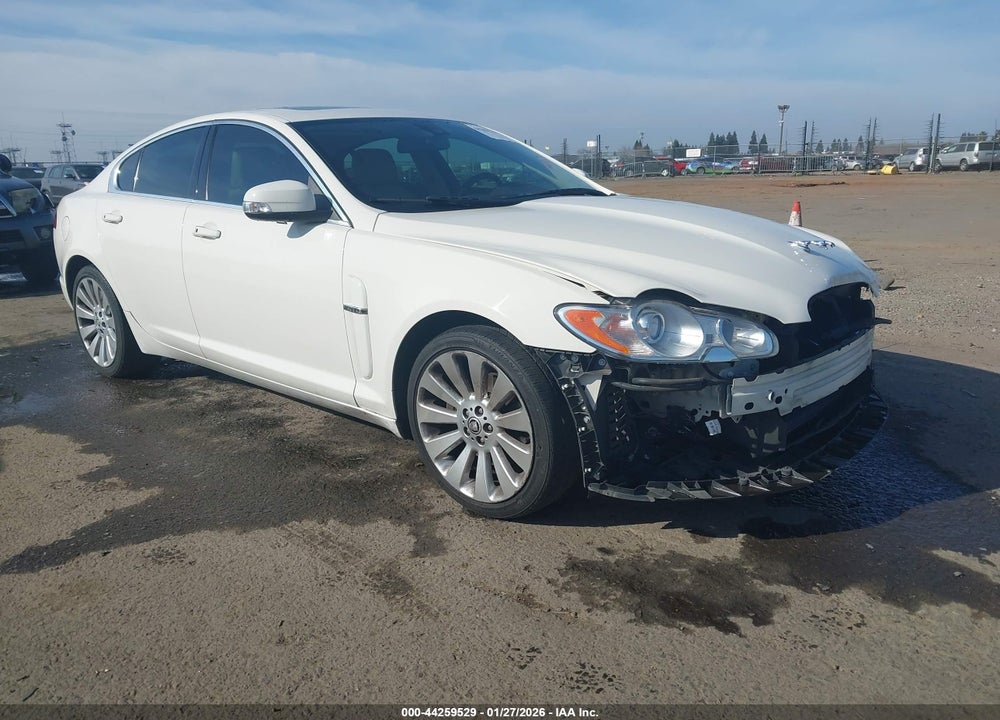 2009 JAGUAR XF PREMIUM LUXURY VIN: SAJWA06B89HR31538