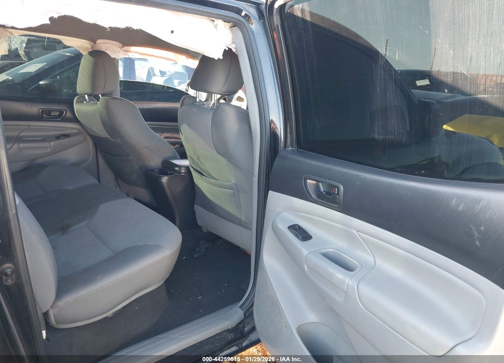 2015 TOYOTA TACOMA PRERUNNER V6 VIN: 3TMJU4GN5FM192202
