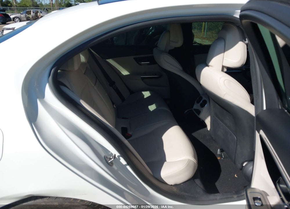 2022 MERCEDES-BENZ C 300 SEDAN VIN: W1KAF4GB2NR030188