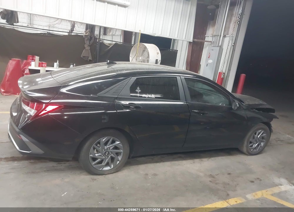 2024 HYUNDAI ELANTRA SEL VIN: KMHLM4DG6RU684361