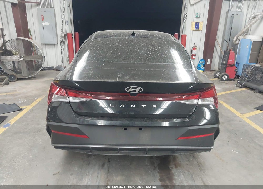 2024 HYUNDAI ELANTRA SEL VIN: KMHLM4DG6RU684361