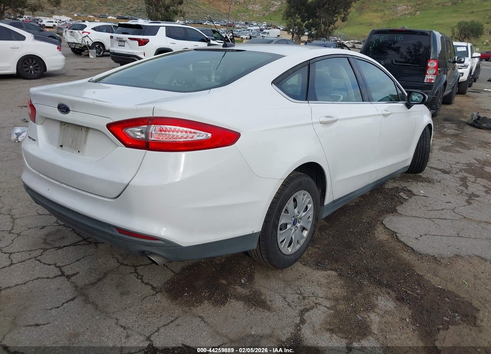 2013 FORD FUSION S VIN: 3FA6P0G71DR119986