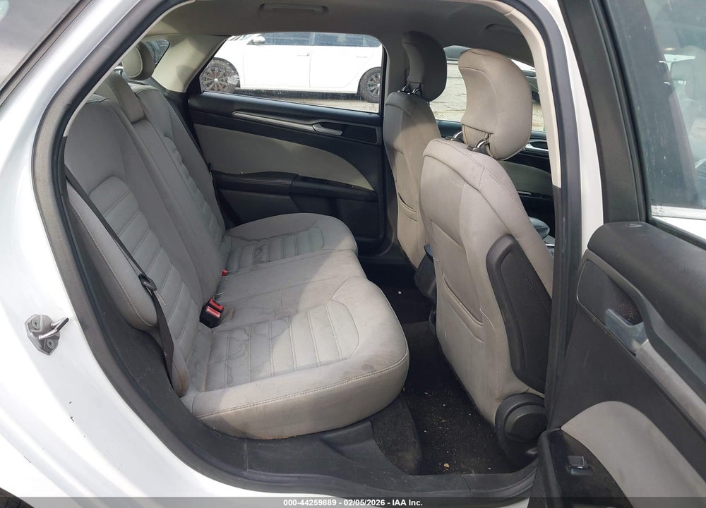 2013 FORD FUSION S VIN: 3FA6P0G71DR119986