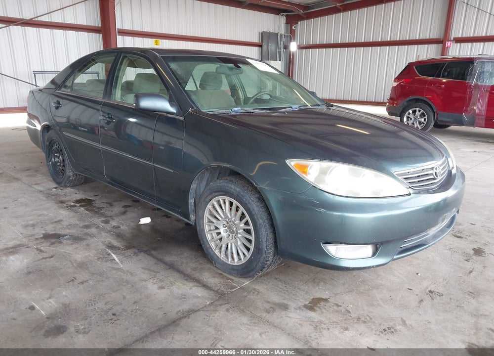 2005 TOYOTA CAMRY XLE VIN: 4T1BE30K55U424265