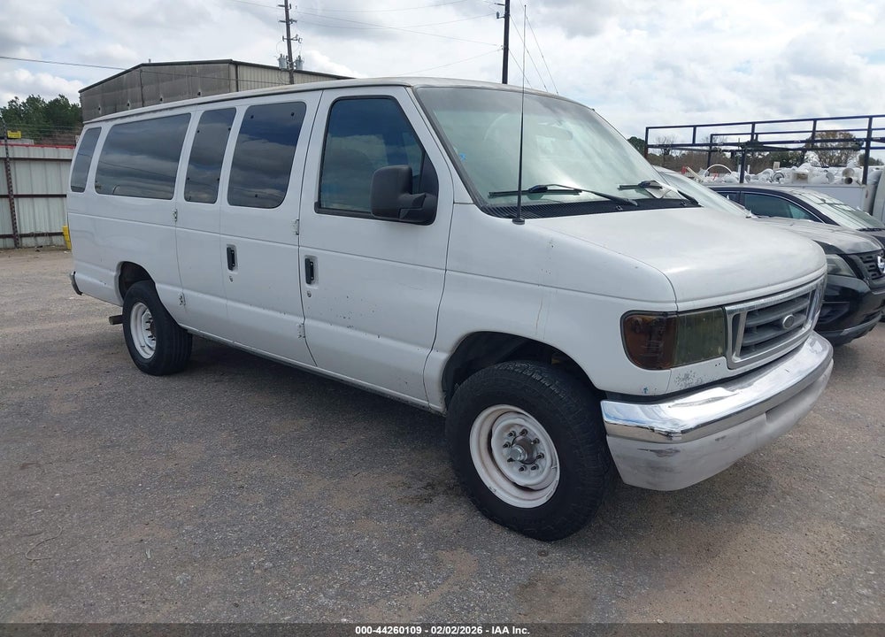 2004 FORD E-350 SUPER DUTY XL/XLT VIN: 1FBSS31L14HA34442
