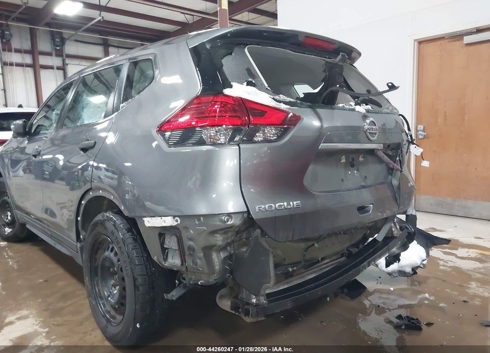 2017 NISSAN ROGUE S VIN: 5N1AT2MVXHC785484