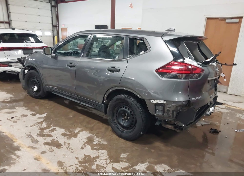 2017 NISSAN ROGUE S VIN: 5N1AT2MVXHC785484