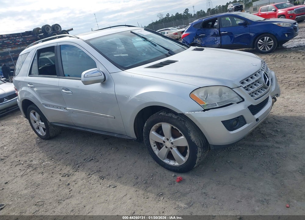 2009 MERCEDES-BENZ ML 350 4MATIC VIN: 4JGBB86E89A487200