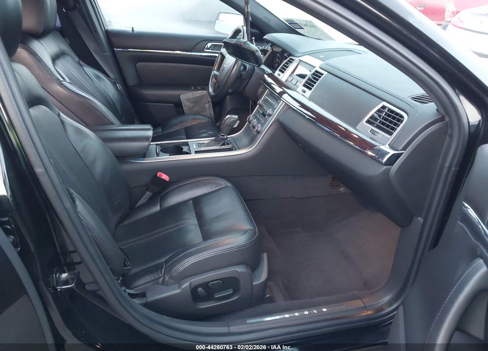 2010 LINCOLN MKS VIN: 1LNHL9DRXAG613223