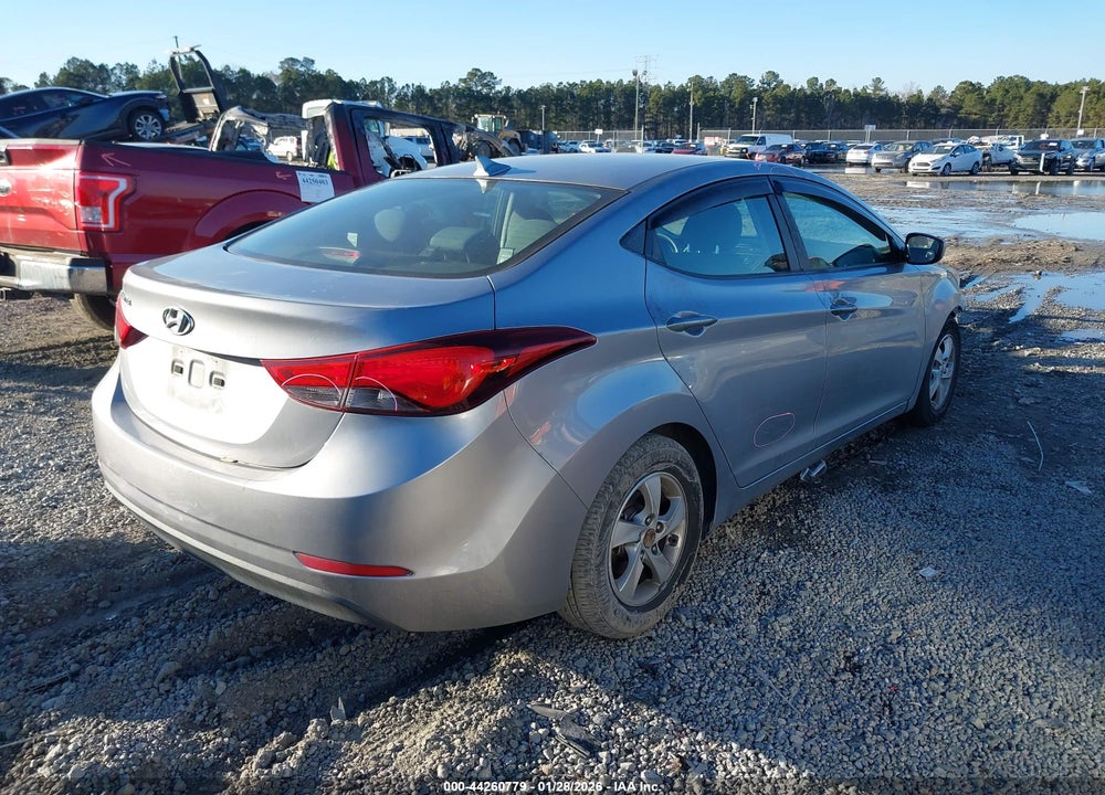 2015 HYUNDAI ELANTRA SE VIN: 5NPDH4AEXFH612701