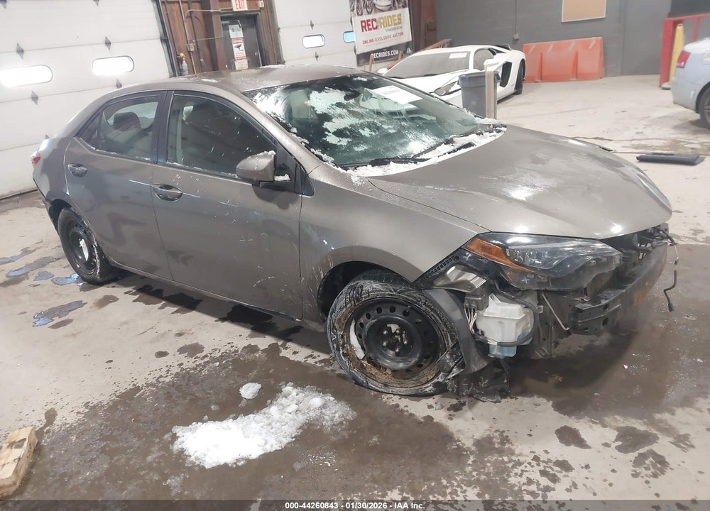 2018 TOYOTA COROLLA LE VIN: 2T1BURHE9JC039422