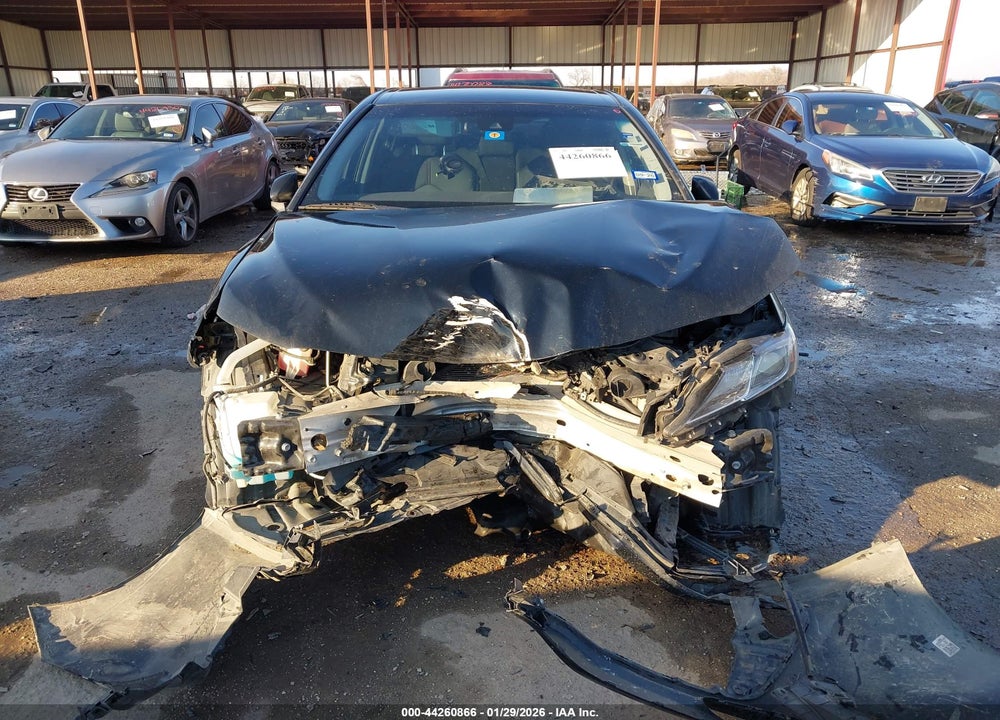2020 TOYOTA CAMRY LE VIN: 4T1C11AK4LU508271