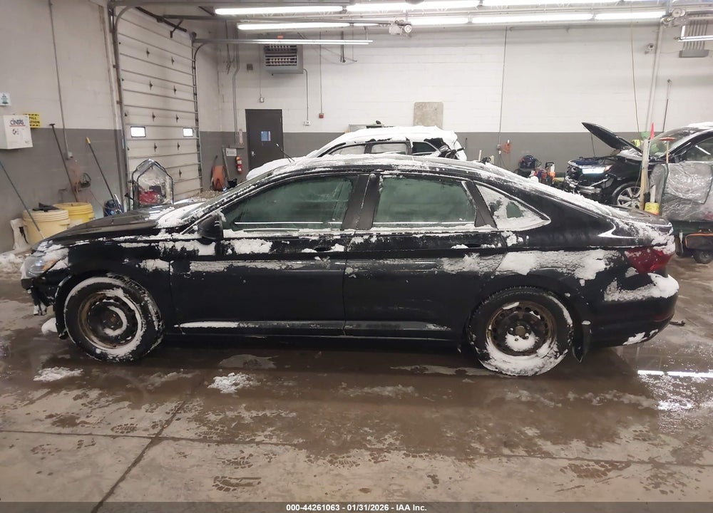 2020 VOLKSWAGEN JETTA 1.4T R-LINE/1.4T S/1.4T SE VIN: 3VWCB7BU7LM003234