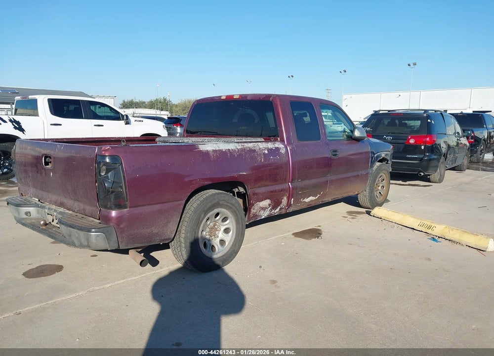 2000 CHEVROLET SILVERADO 1500 VIN: 2GCEC19T5Y1350904