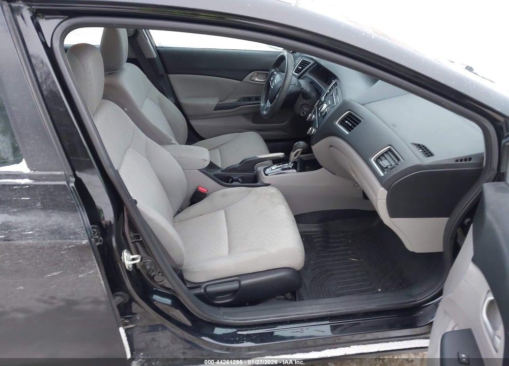 2015 HONDA CIVIC LX VIN: 19XFB2F53FE202785