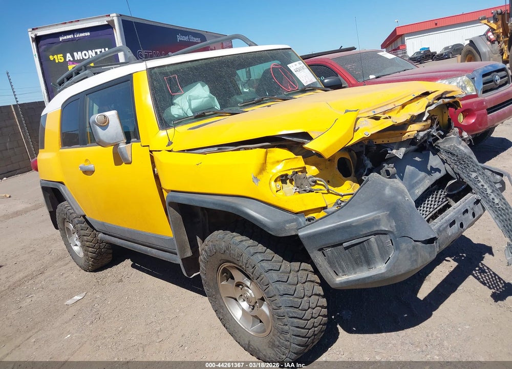 2008 TOYOTA FJ CRUISER VIN: JTEBU11F58K027860