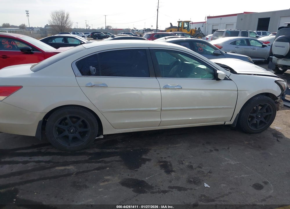 2010 HONDA ACCORD 3.5 EX-L VIN: 1HGCP3F81AA008614