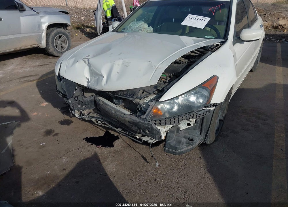 2010 HONDA ACCORD 3.5 EX-L VIN: 1HGCP3F81AA008614