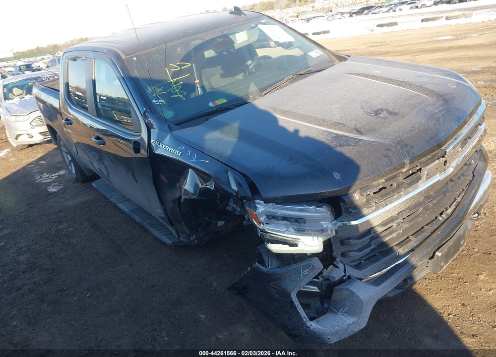 2022 CHEVROLET SILVERADO 1500 4WD  SHORT BED LT WITH 2FL VIN: 1GCPDKEK5NZ584486