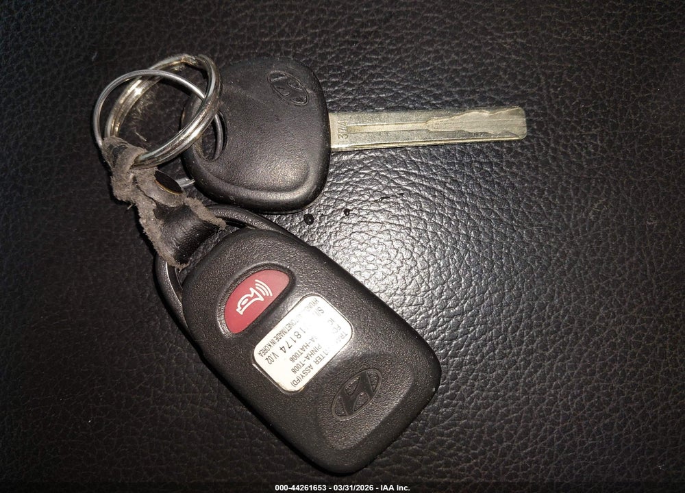 2010 HYUNDAI ELANTRA TOURING GLS VIN: KMHDB8AE6AU053571