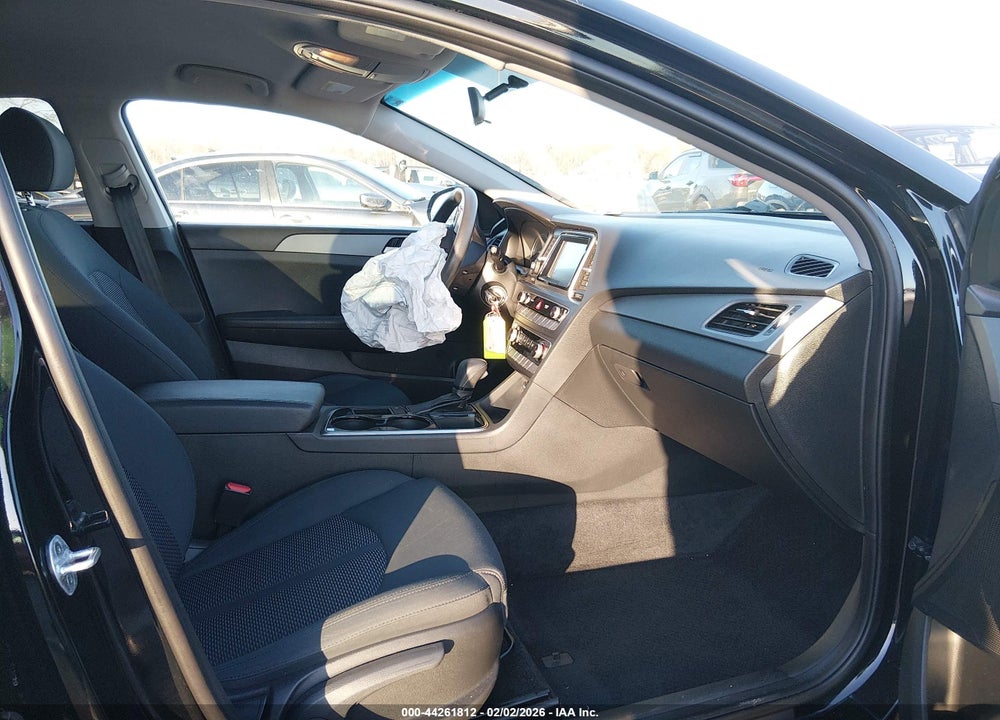 2019 HYUNDAI SONATA SE VIN: 5NPE24AF3KH797358