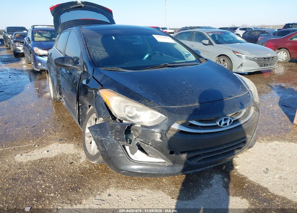 2013 HYUNDAI ELANTRA GT VIN: KMHD35LE8DU032623