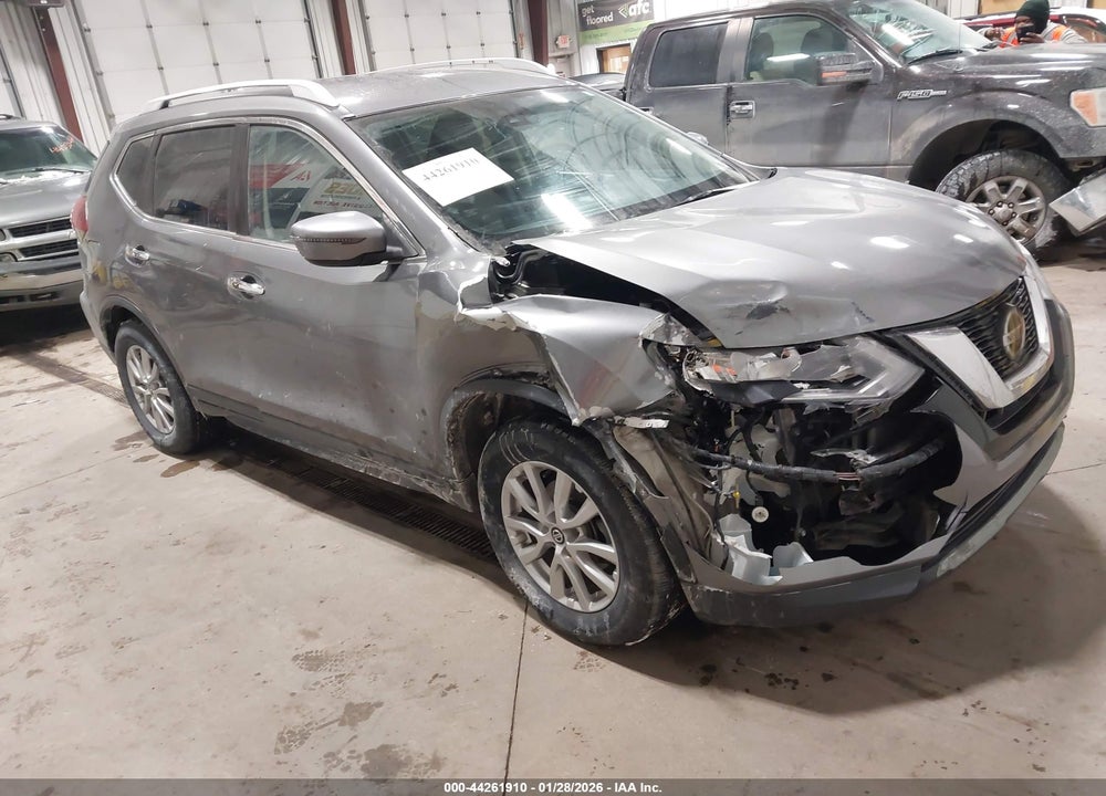 2019 NISSAN ROGUE SV VIN: KNMAT2MV0KP530475