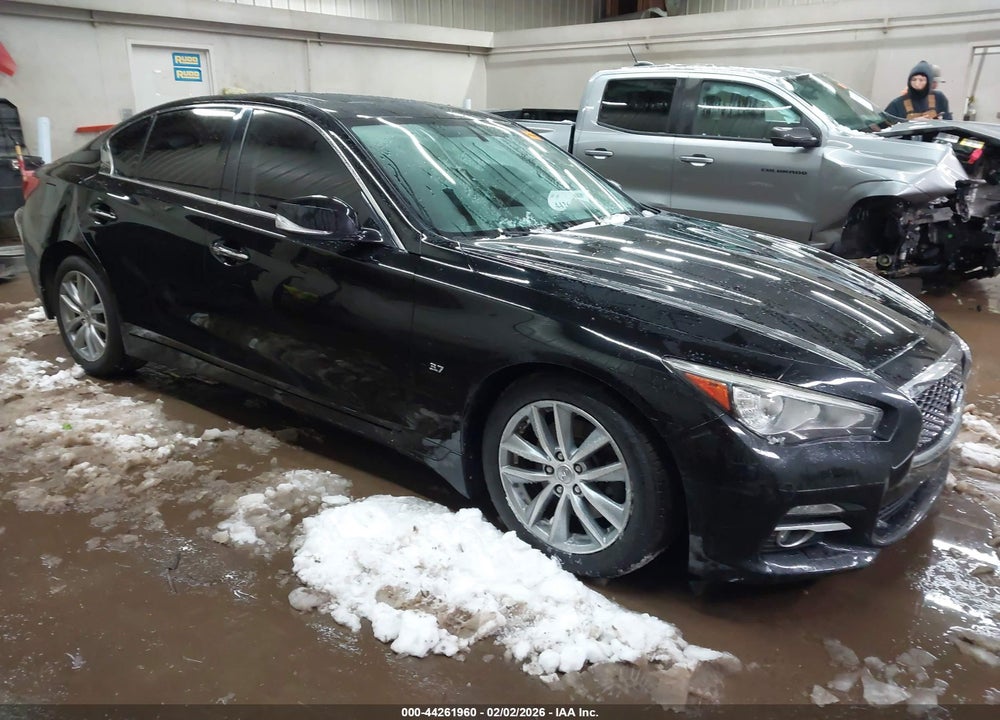 2015 INFINITI Q50 VIN: JN1BV7AR7FM414056