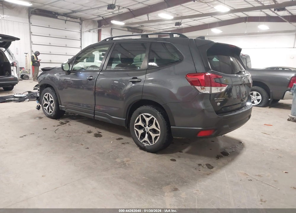 2022 SUBARU FORESTER PREMIUM VIN: JF2SKAEC1NH416421