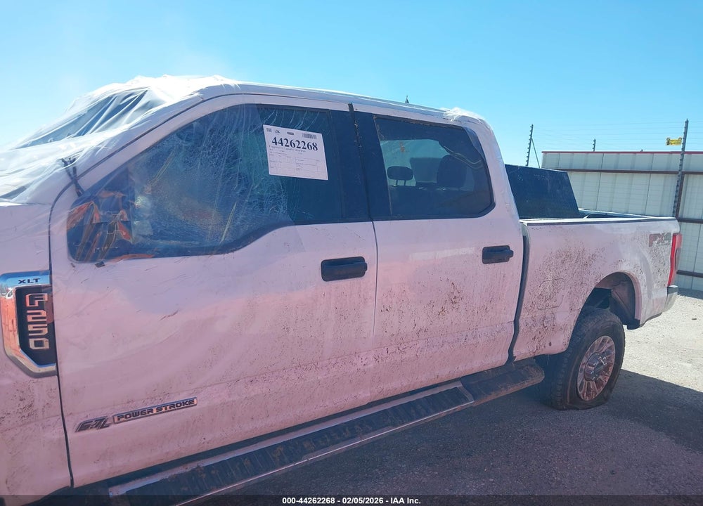 2022 FORD F-250 XLT VIN: 1FT7W2BT8NEE57195