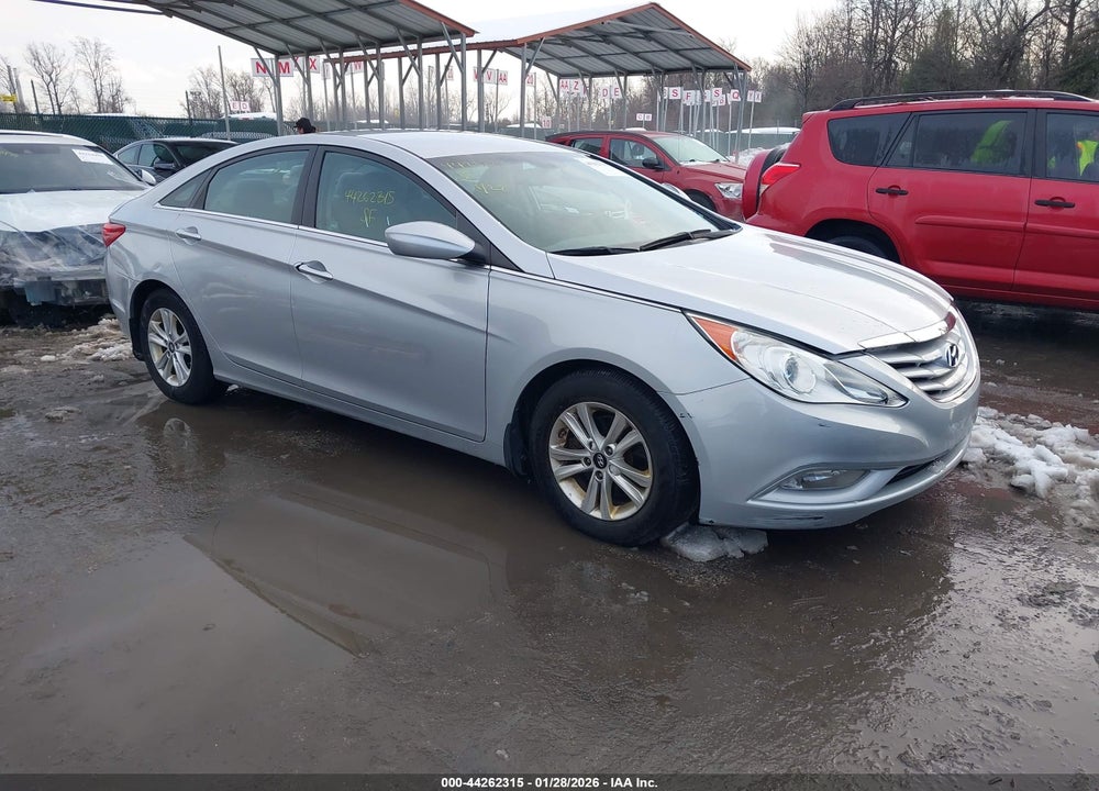 2013 HYUNDAI SONATA GLS VIN: 5NPEB4AC5DH785124