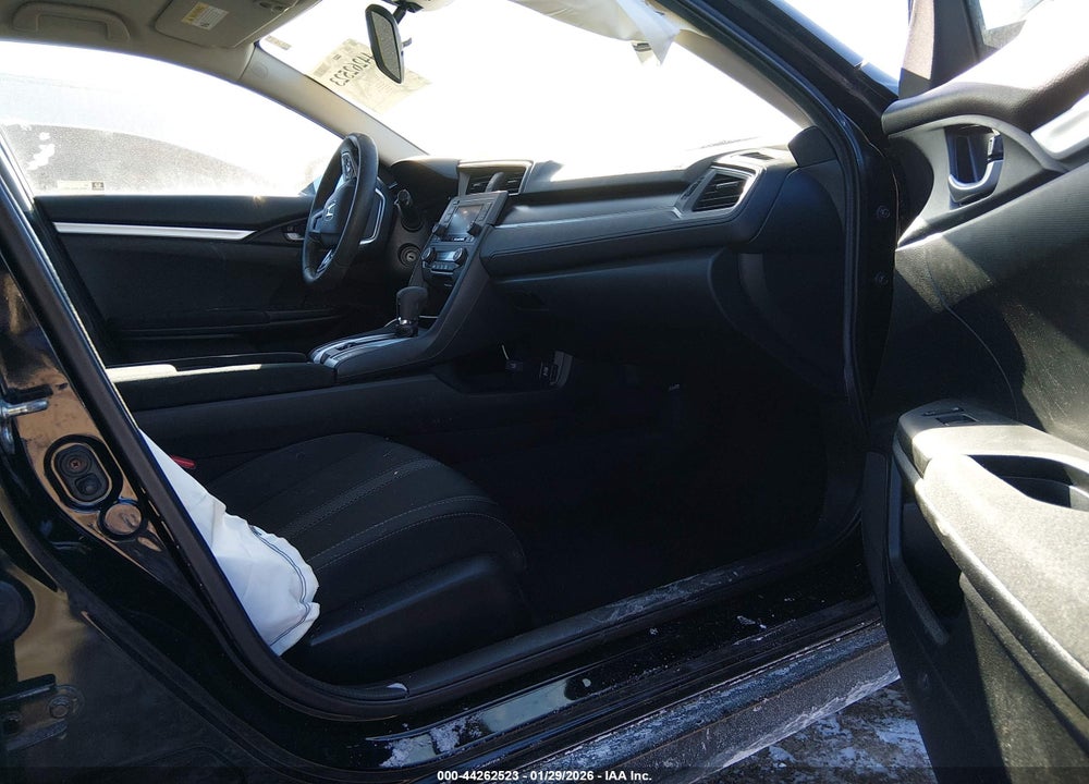 2020 HONDA CIVIC LX VIN: 2HGFC2F65LH521127