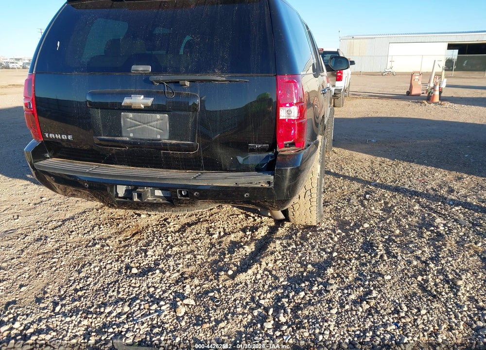 2008 CHEVROLET TAHOE LT VIN: 1GNFC13098R189829